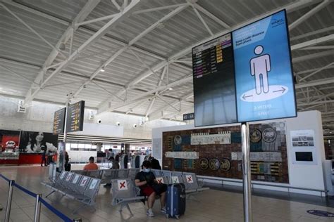 larnaca international airport arrivals today